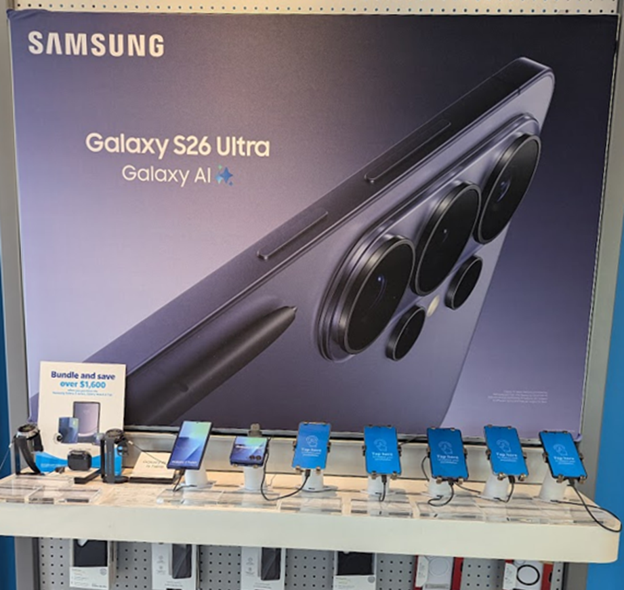wave7jeff's tweet photo. Early Galaxy S26 series sales are ahead of early Galaxy S25 series sales, said 41% of carrier reps, while 49% said sales are same, per new Wave7 Research smartphone report. 10% said sales are softer. Reps credited S26 Ultra as lifting series sales, much love to Privacy Display. Pic from Missouri AT&T store, 5/14.