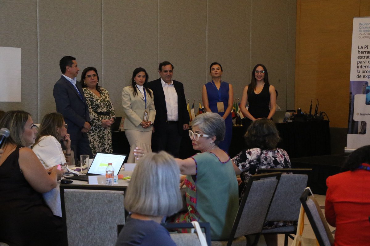 ProEcuador_'s tweet photo. Durante la jornada, se señaló la importancia de continuar fortaleciendo la cooperación regional y avanzar hacia una mayor articulación entre las Oficinas de Propiedad Industrial y las agencias de promoción de exportaciones. https://t.co/4TTV2Wnk3Q