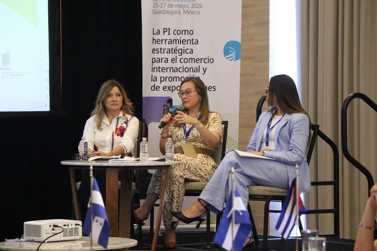 ProEcuador_'s tweet photo. PRO ECUADOR participó en la reunión de directores de las Oficinas de Propiedad Industrial de América Latina, donde además participaron representantes de agencias de promoción de exportaciones y la Organización Mundial de la Propiedad Intelectual, en la ciudad de Guadalajara🇲🇽 https://t.co/G9sIlk2GS0