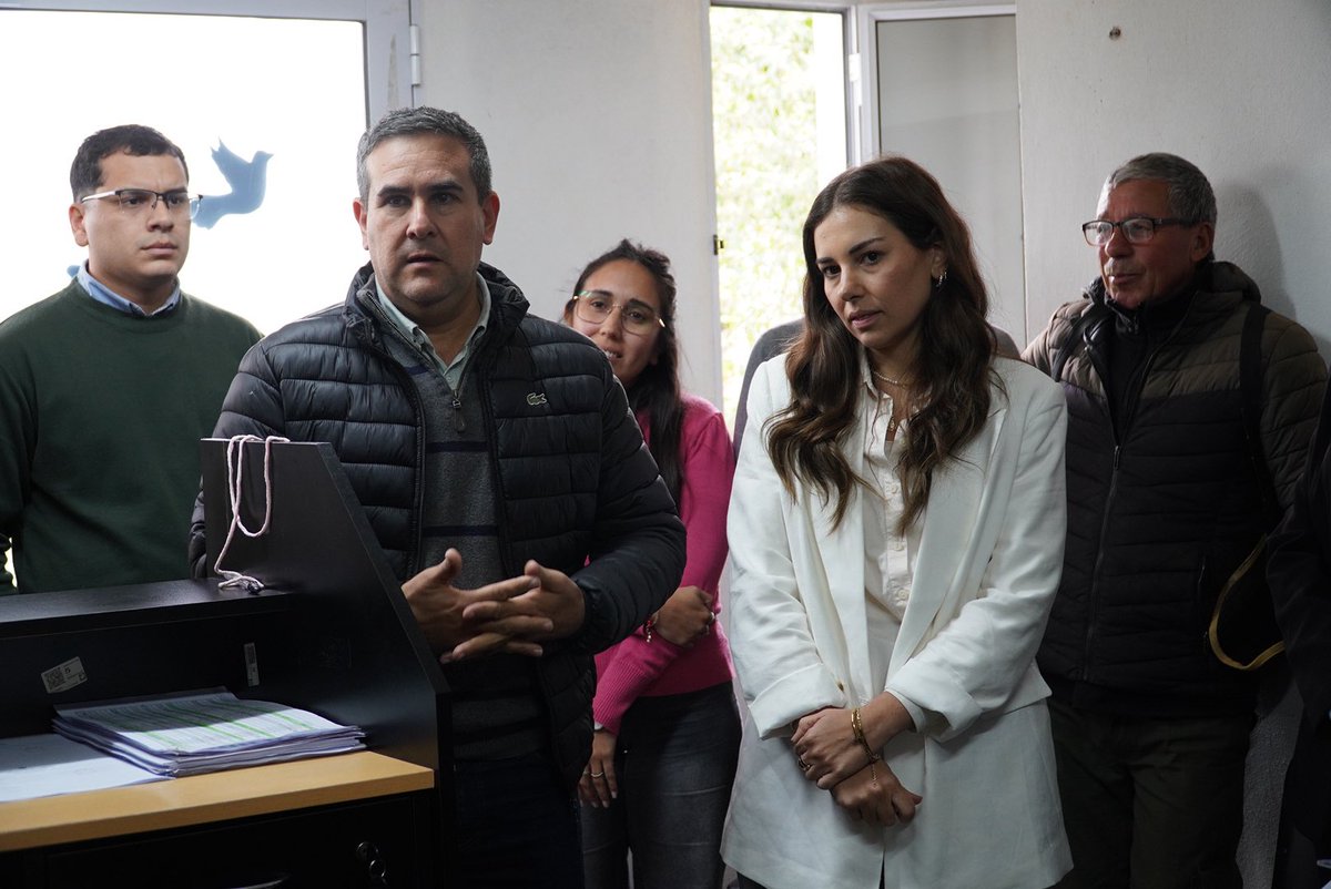 desarrolloctes's tweet photo. Seguidamente, la funcionaria tomó posesión del cargo y remarcó que es una gran responsabilidad y que hay un mensaje claro del Gobernador, estar siempre cerca de cada correntino. https://t.co/89AQMdGAVc