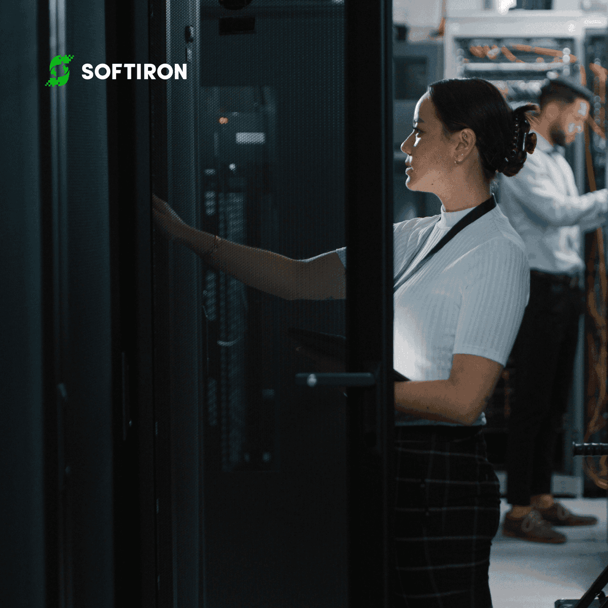 SoftIron's tweet photo. Infrastructure designed as a system starts with the customer experience. Infrastructure assembled from parts hands customers the seams and asks them to manage the complexity. Good design removes those seams. https://t.co/lNVoQdVx3D #EnterpriseIT #CloudStrategy https://t.co/hi6rFSDFLK