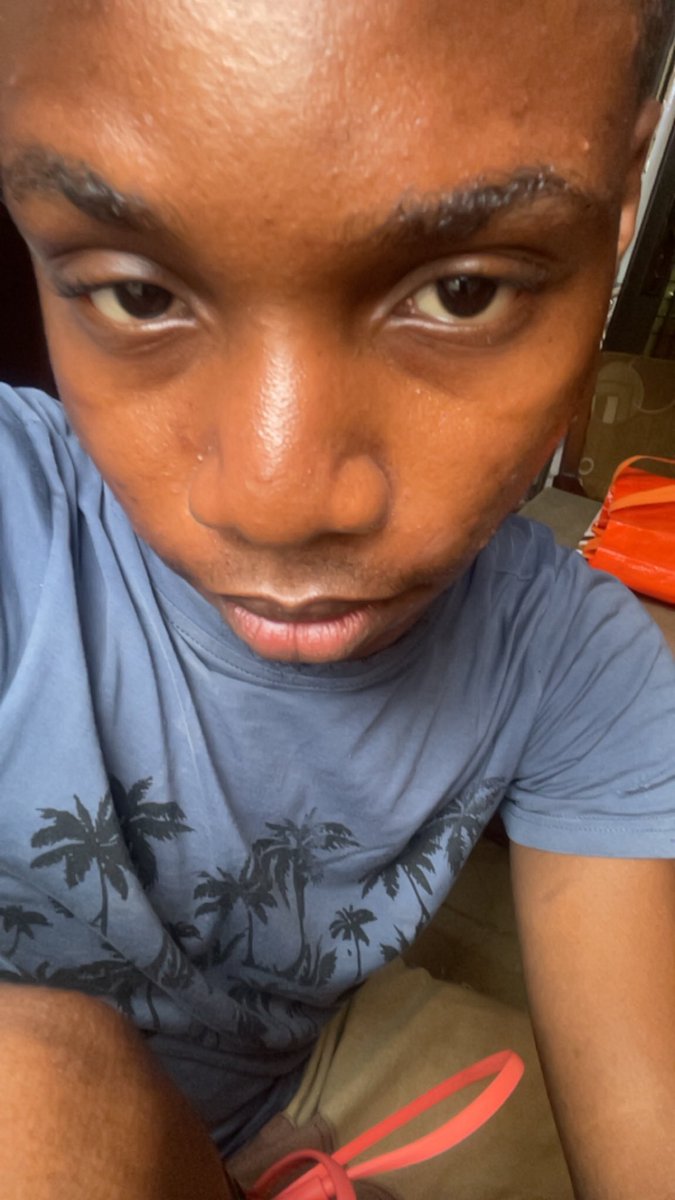 oluwapelumiobi's tweet photo. nothing spectacular https://t.co/9z4wTWJg4v