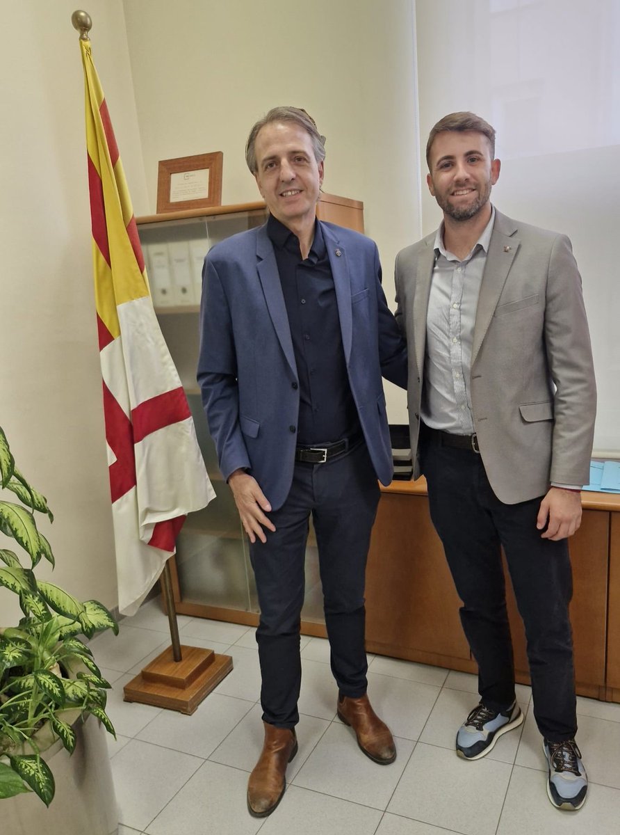 Anjo Valentí Moll tweet media