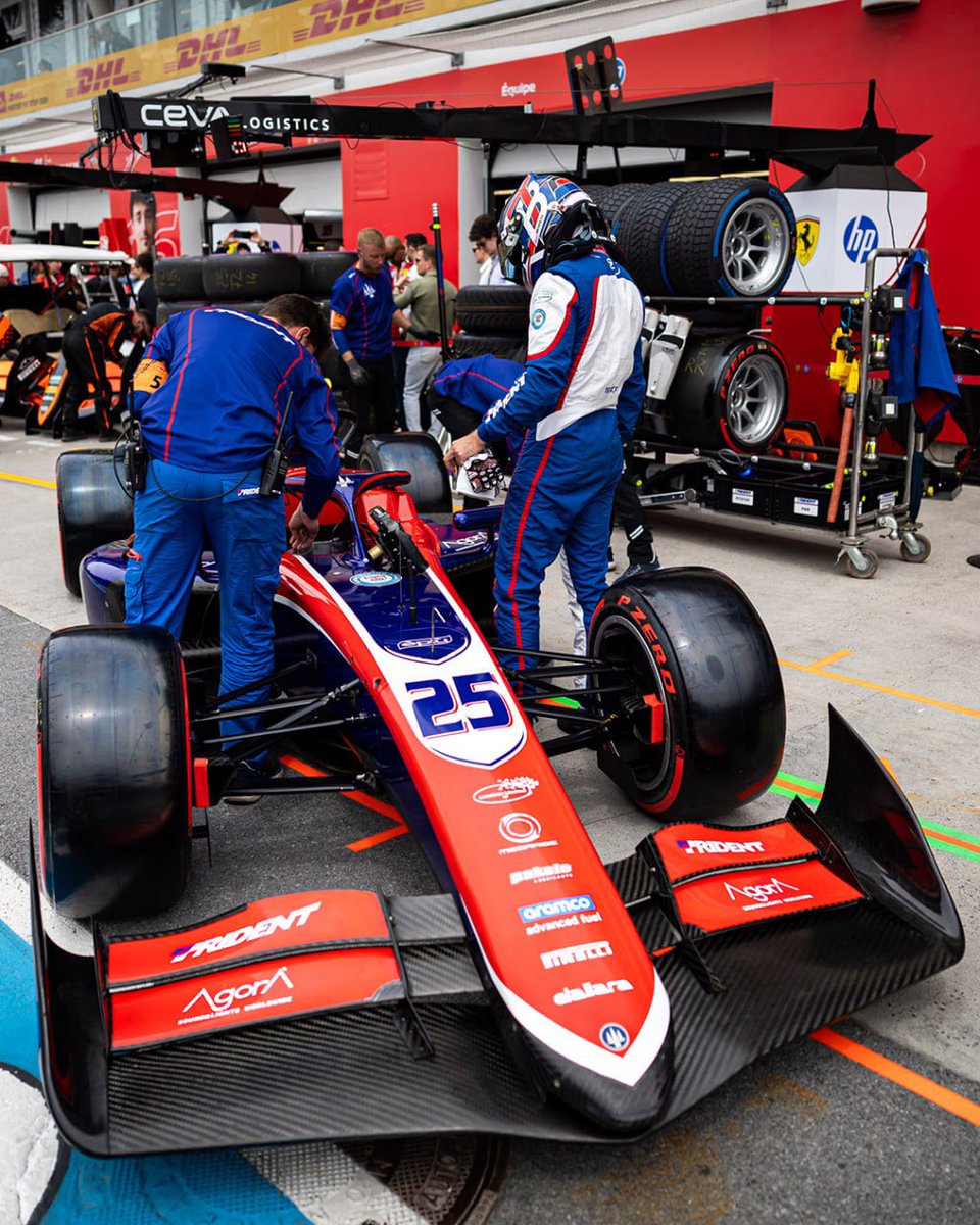 trident_team's tweet photo. Together with @MegarideApplied , Trident works ahead of every race weekend through advanced data analysis and virtual testing solutions, maximizing our cars’ performance on track. ⚙️🔱

#Trident #TridentTeam #TridentMotorsport #Megaride https://t.co/BKyFQ6U5sS