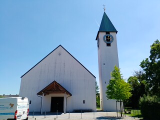 toulouse81677's tweet photo. Kath. Pfarrkirche St. Leonhard
#München #Munich #Pasing #Bavaria #Germany https://t.co/YyItiUljWv