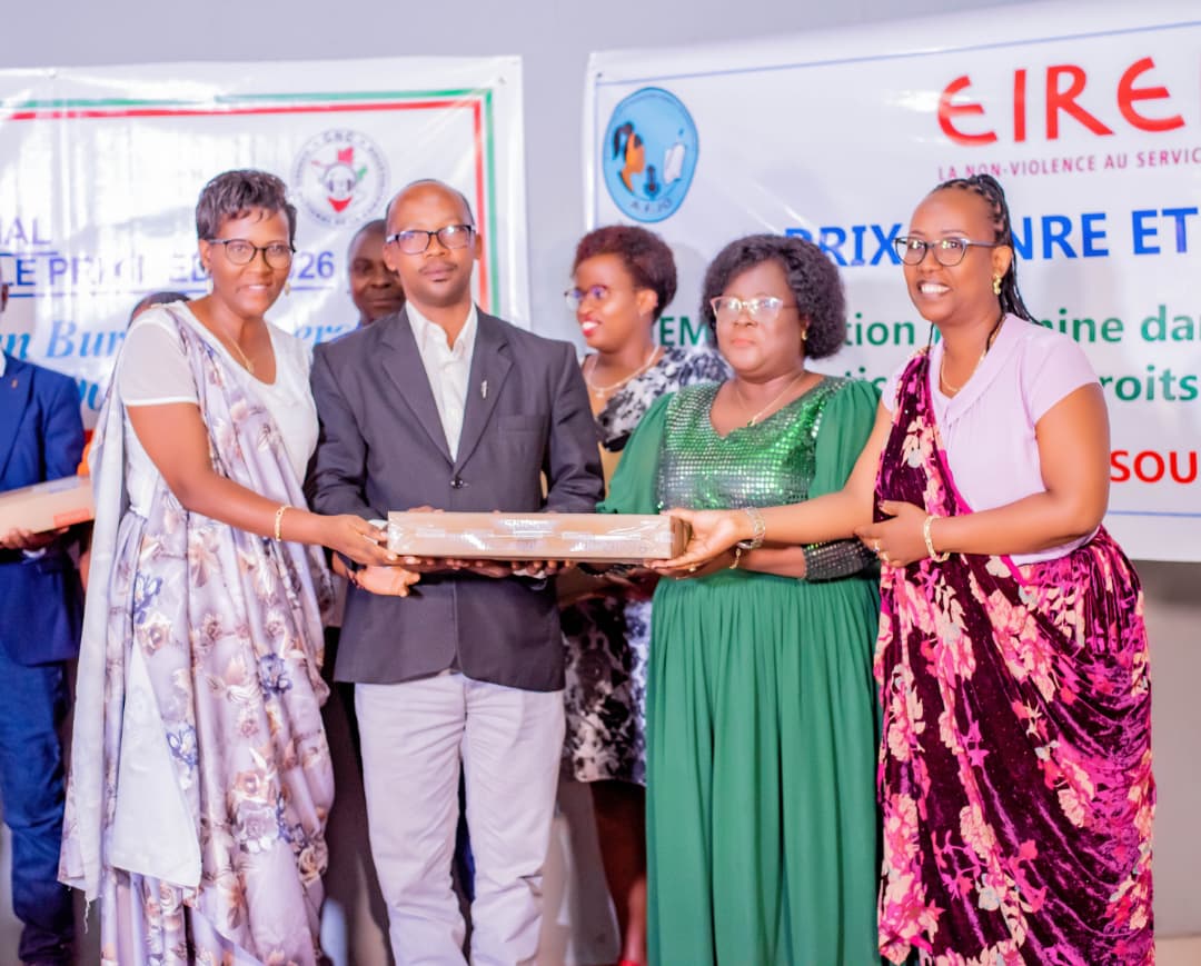 CNC_BURUNDI's tweet photo. Le @CNC_BURUNDI remet le prix médias 2026 aux meilleurs productions journalistiques sous le thème:  Médias et salubrité pour un Burundi Emergeant en 2040 et développé en 2060. https://t.co/iBZ3cK5lXN