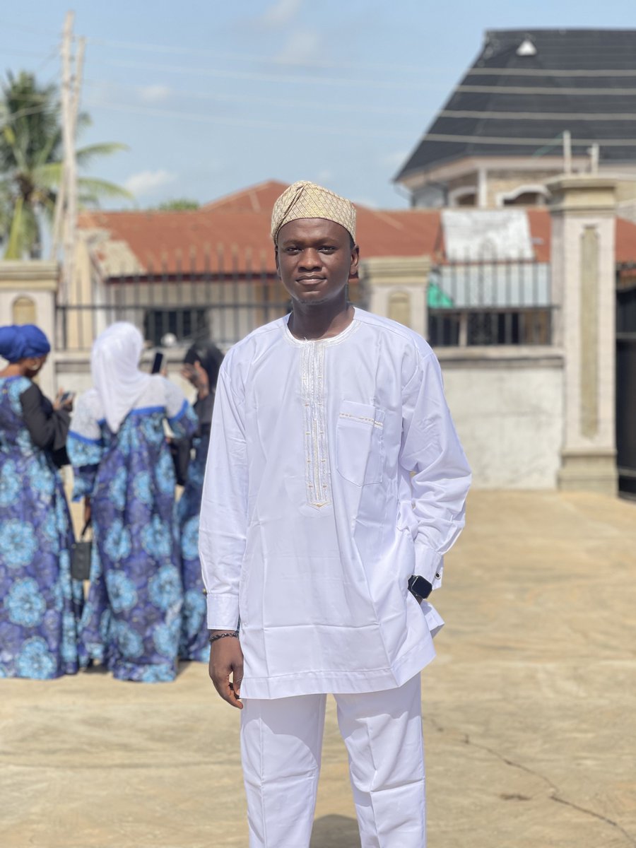 maleekAkinkunmi's tweet photo. Eid Mubarak from Ogbomoso, Oyo State. https://t.co/xpGF6h61Cn