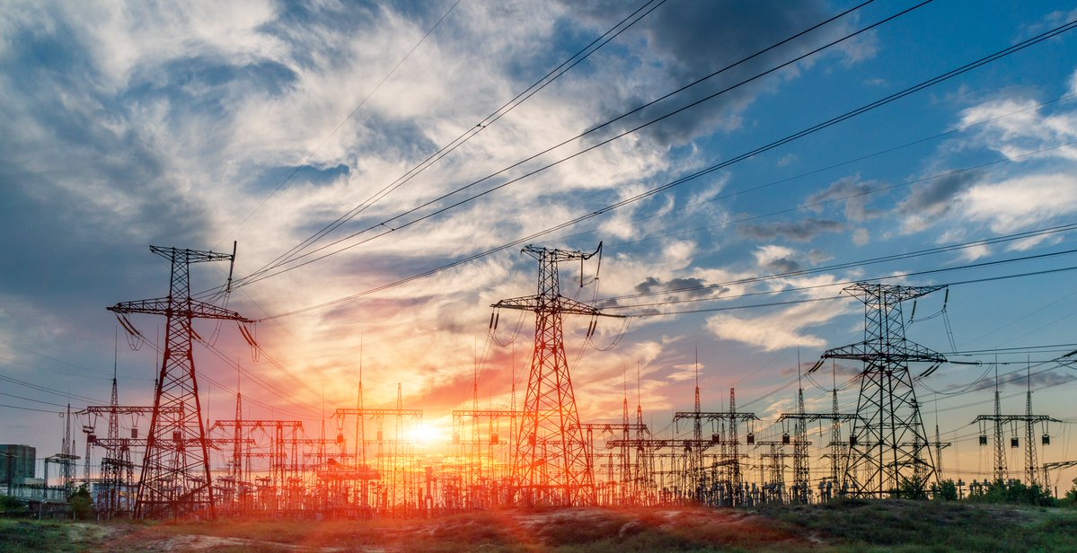 MNCommerce's tweet photo. The Minnesota Public Utilities Commission approved a framework for establishing how large energy users, including data centers, will pay for the costs they place on Minnesota’s electric system. “Minnesota is preparing for a future with growing electricity demand, and we have... https://t.co/OIEKhiHIVf