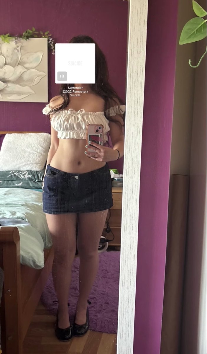 jade tweet media