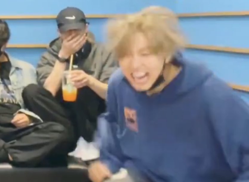 Belu VIO A SKZ🇦🇷 tweet media