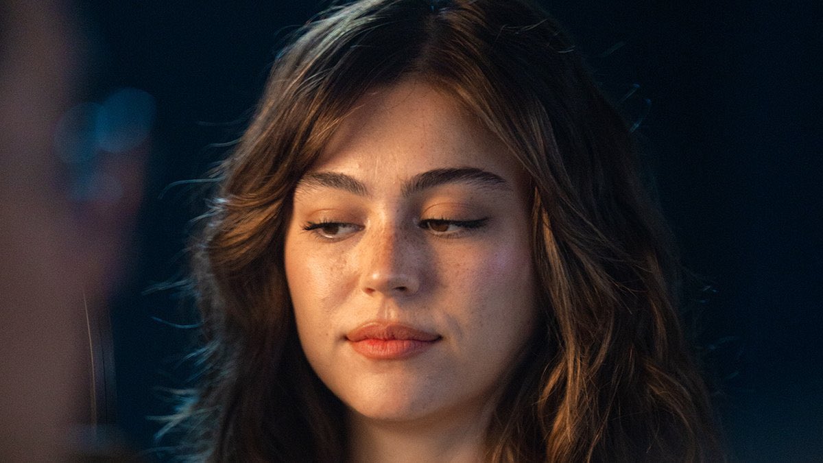 alliethinker's tweet photo. that’s a face people go to war for a face you’d write poems about a face to keep a picture of a face you’d dream about all day a face sculpted by the gods a face of your first love a face so perfect you’ll never forget https://t.co/WYMFMr7bxn