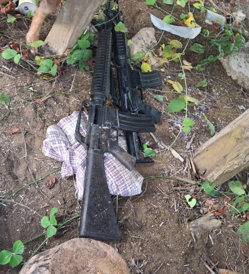 EU_Quiche's tweet photo. #EUNacionales Agentes e investigadores de la PNC junto a fiscales realizan allanamientos en Petén, preliminarmente  se reporta la localización de armas largas. #EU903 https://t.co/8jyywfkvJs
