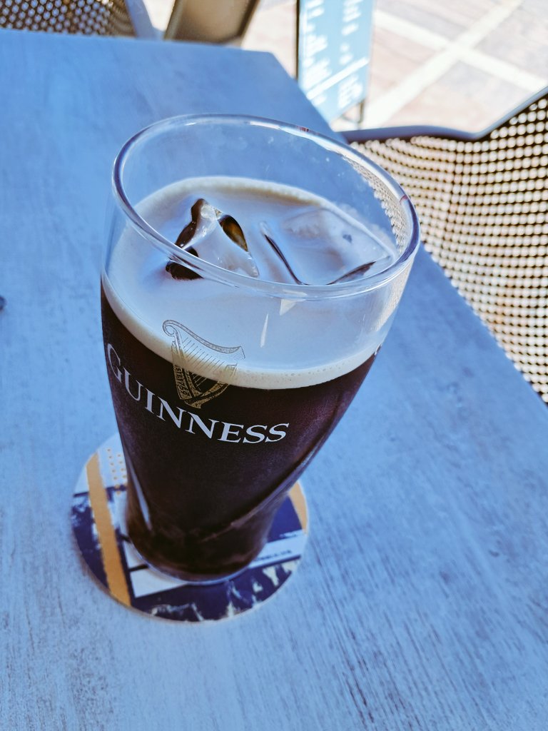 seeyouinpub's tweet photo. Apparently, putting ice cubes in a pint of Guinness is a thing in Marbella 😵‍💫🫤

Who knew 🤦‍♂️🤷‍♂️ https://t.co/mP1dnLxTKN
