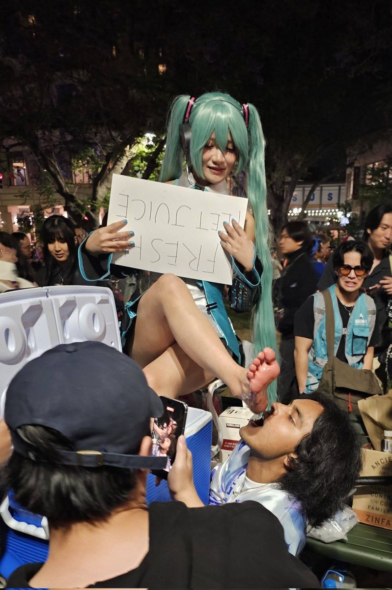 Si te sigo eres fan de Vocaloid tweet media
