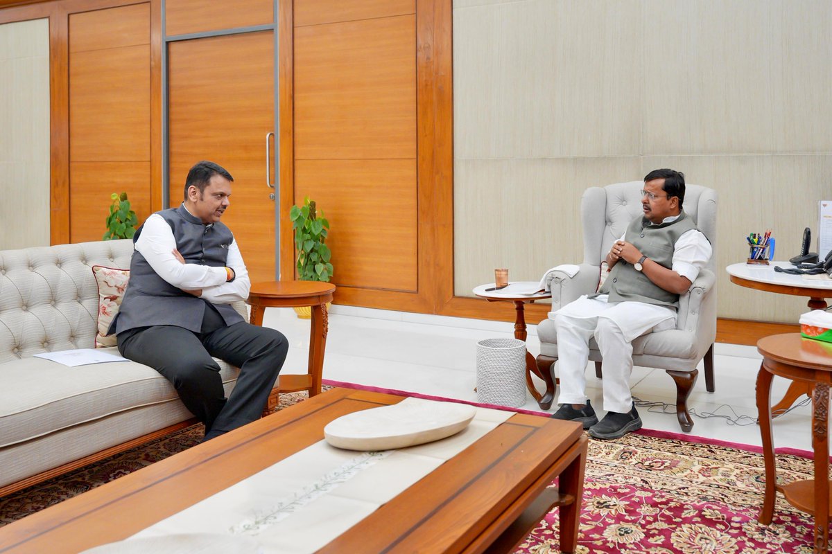 Devendra Fadnavis tweet media