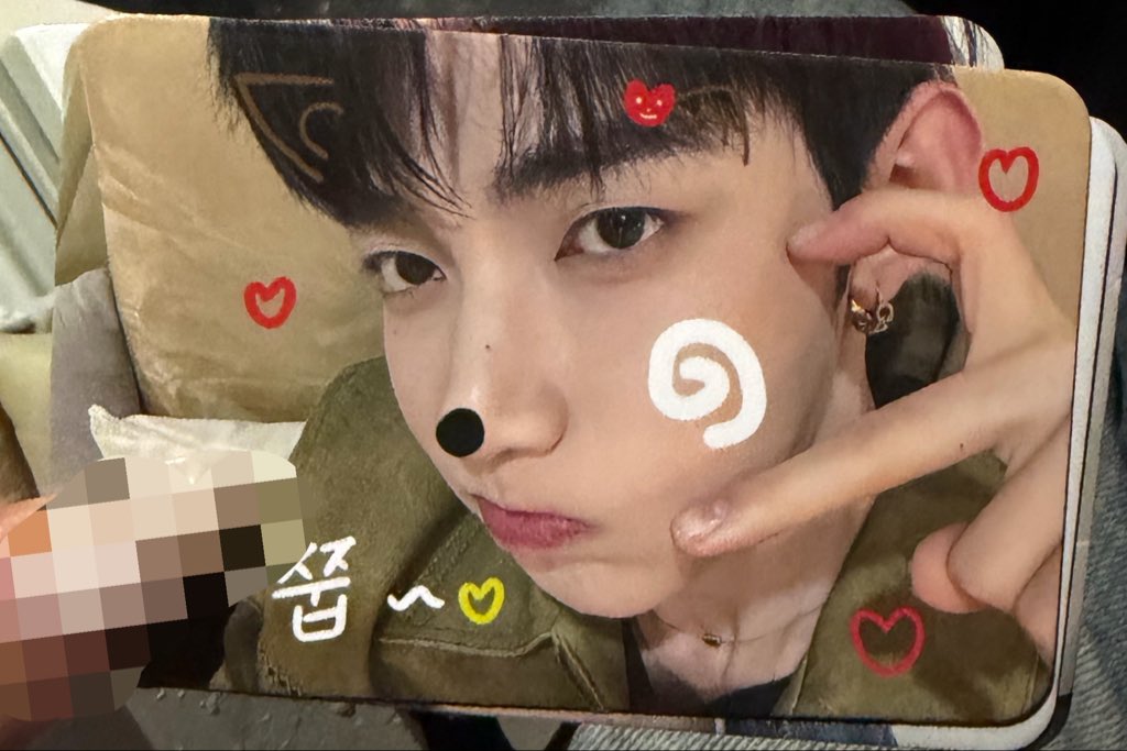 pukiyaaa's tweet photo. 하오 공방 럭드 포카 너어어어어ㅓㅓ무 기욥다ㅜㅜ😭😭❤️❤️ #장하오 https://t.co/Js8p1rnoeQ