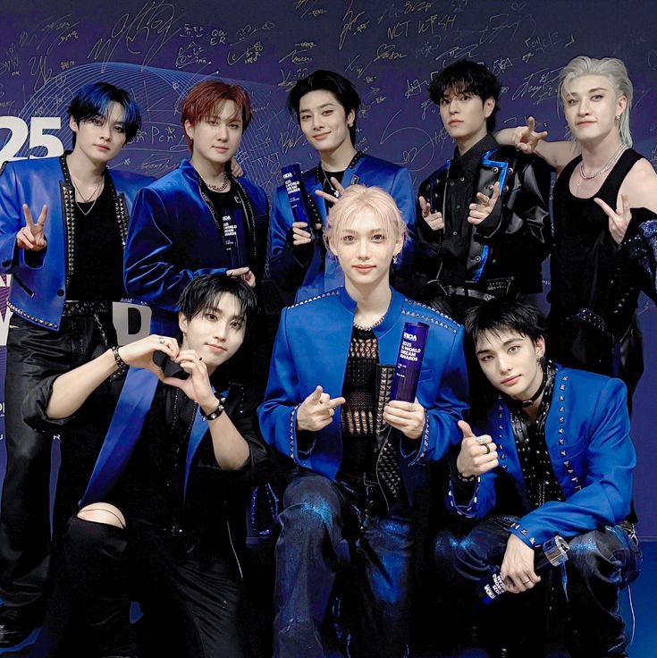 SKZ BASE tweet media