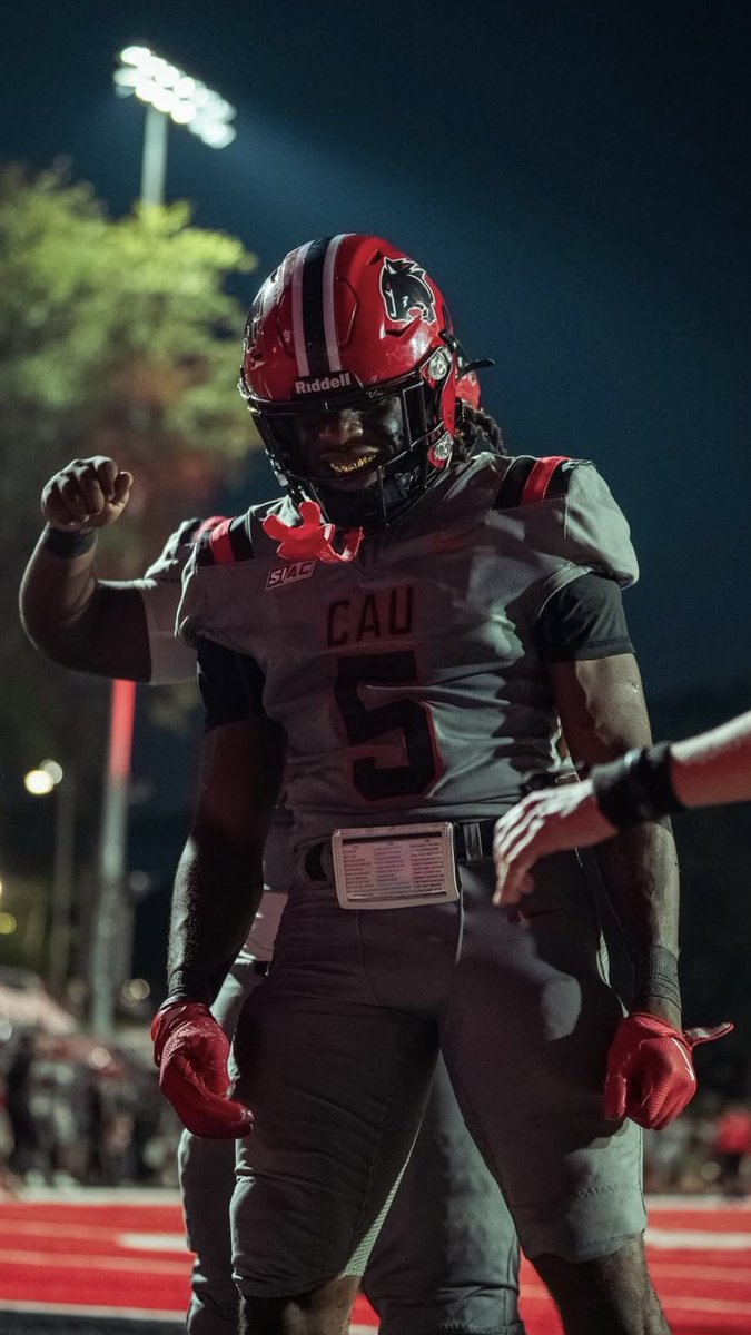 BrownCam0's tweet photo. Blessed to receive an offer from Clark Atlanta University 🐾
@CoachTerrySims @COACHJDESSEIN @living_the22 @XiiAcademy https://t.co/peqnHhTeOH