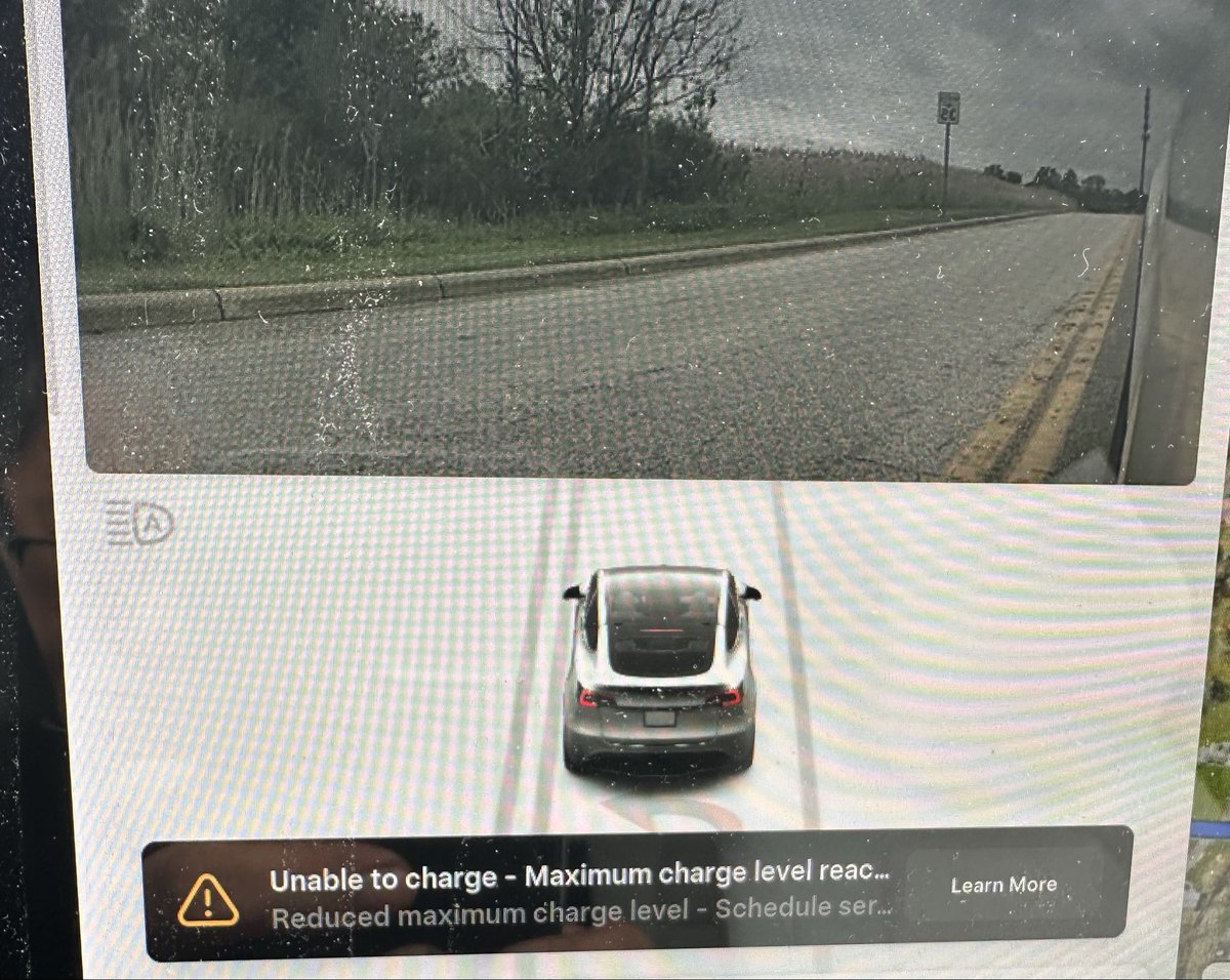 bdtang's tweet photo. Anyone ever get this message about unable to charge in a Y?  Manual says safety feature limiting to 50% charge but now even at 30% won’t take a charge. Already made a service appointment but earliest is end of next week.  Don’t want to run it to zero and have to tow it. https://t.co/CjUHfymhiX