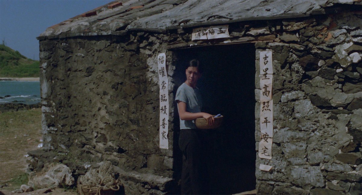 CarlottaFilms's tweet photo. Coup d’éclat cinématographique de l’année 1984, LA FEMME QUI CRIE est à l’origine un roman de l’autrice féministe Li Ang, alors figure montante de la scène littéraire taïwanaise, qui aborde avec audace les thèmes de la violence domestique et de la domination patriarcale. https://t.co/7LBZe3Zcaq