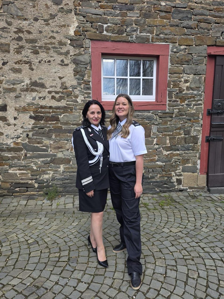 MPSSpecials's tweet photo. S/Inspector Sleigh from NA BCU was selected to represent Section UK 🇬🇧 of the International Police Association at “Empowering Female Leaders in the IPA and Beyond” in Germany 🇩🇪 1/4 https://t.co/BOOd2xY5mC