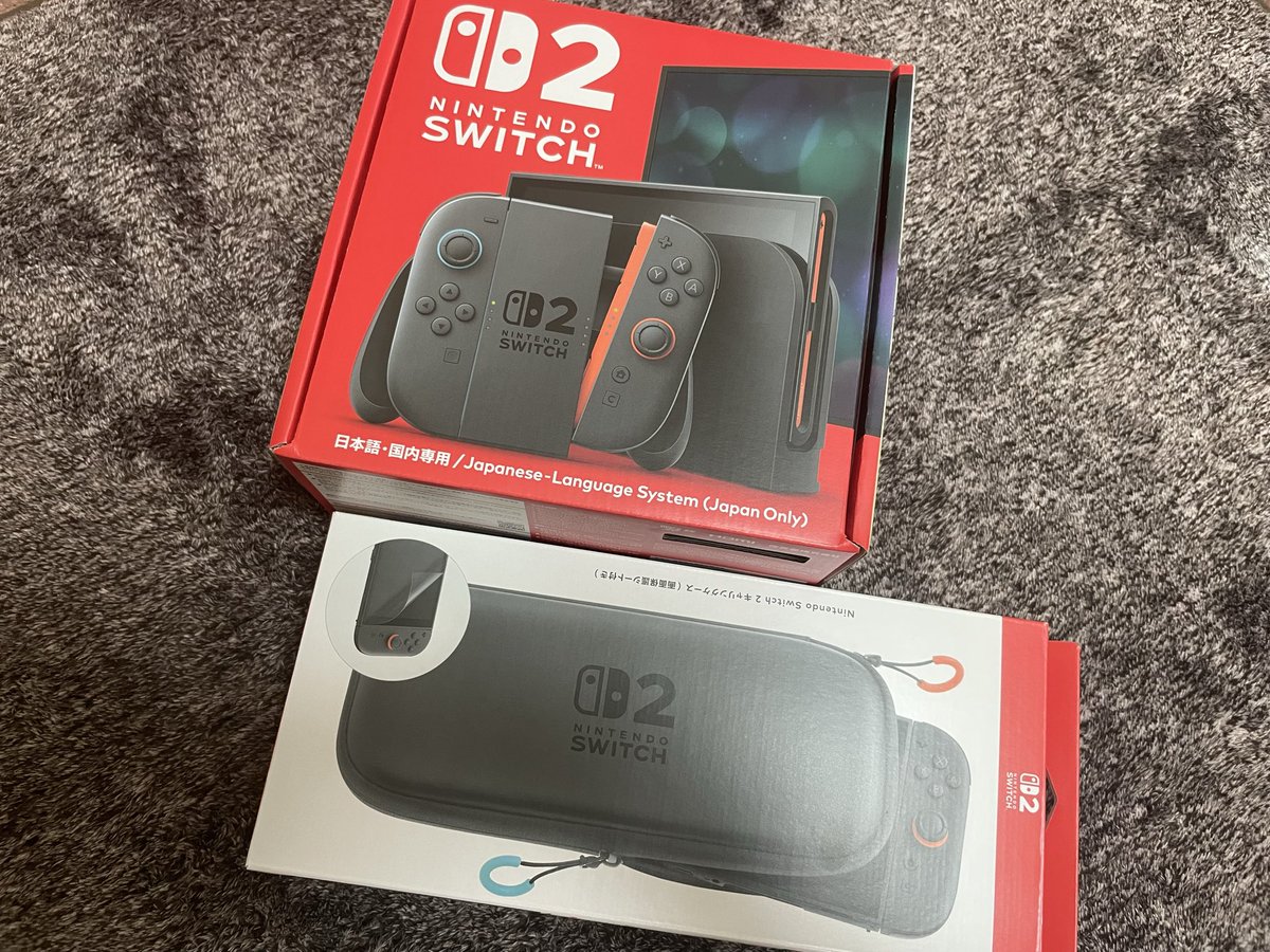 Toyotton's tweet photo. ついっちツー届いたよっ🎮

マリカワールドデビューしたので誘ってください🚗

画質めっちゃ綺麗だけど
Switchライトに比べて画面デカすぎて目が疲れそうw🙄 https://t.co/o5cAZDJHxt