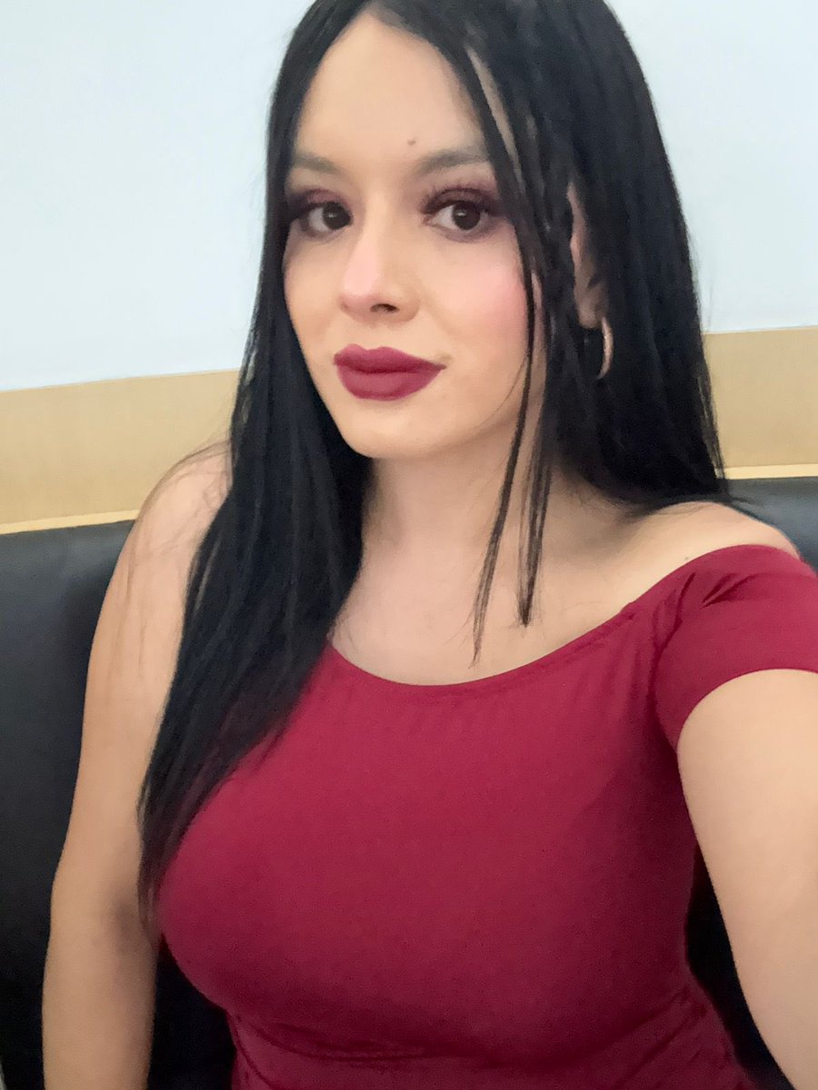 Aylinvega21's tweet photo. Bonito día para todos ❤️🤗

https://t.co/KFxstbyvJH https://t.co/jMmNUYzAyG