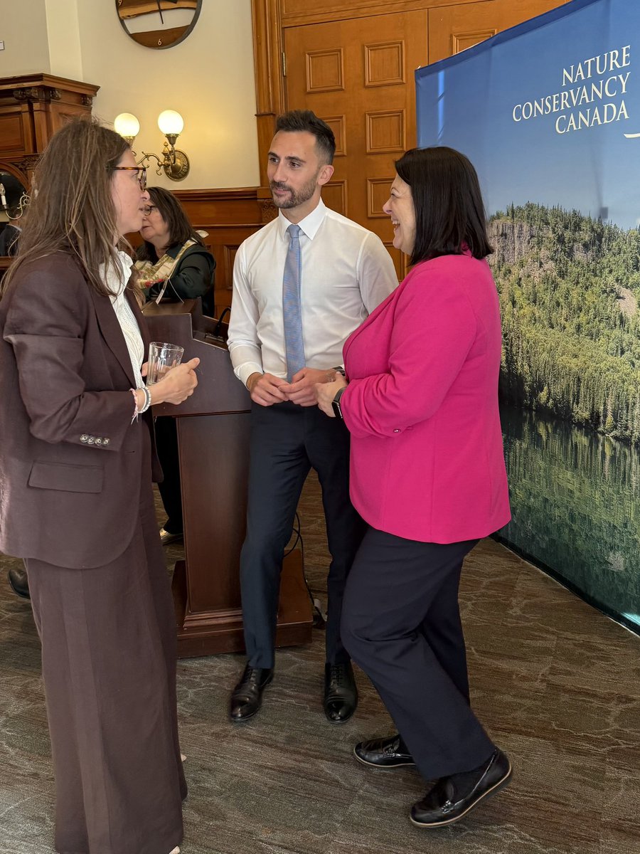 Sflecce's tweet photo. Ontario’s farmland, forests, and green spaces are being conserved because of good work by @NCC_CNC. 

A pleasure to join the Nature Conservancy of Canada at Queen’s Park as our government continues taking action to preserve green space, including the protection of nearly 30 acres in the Happy Valley Forest in King Township.