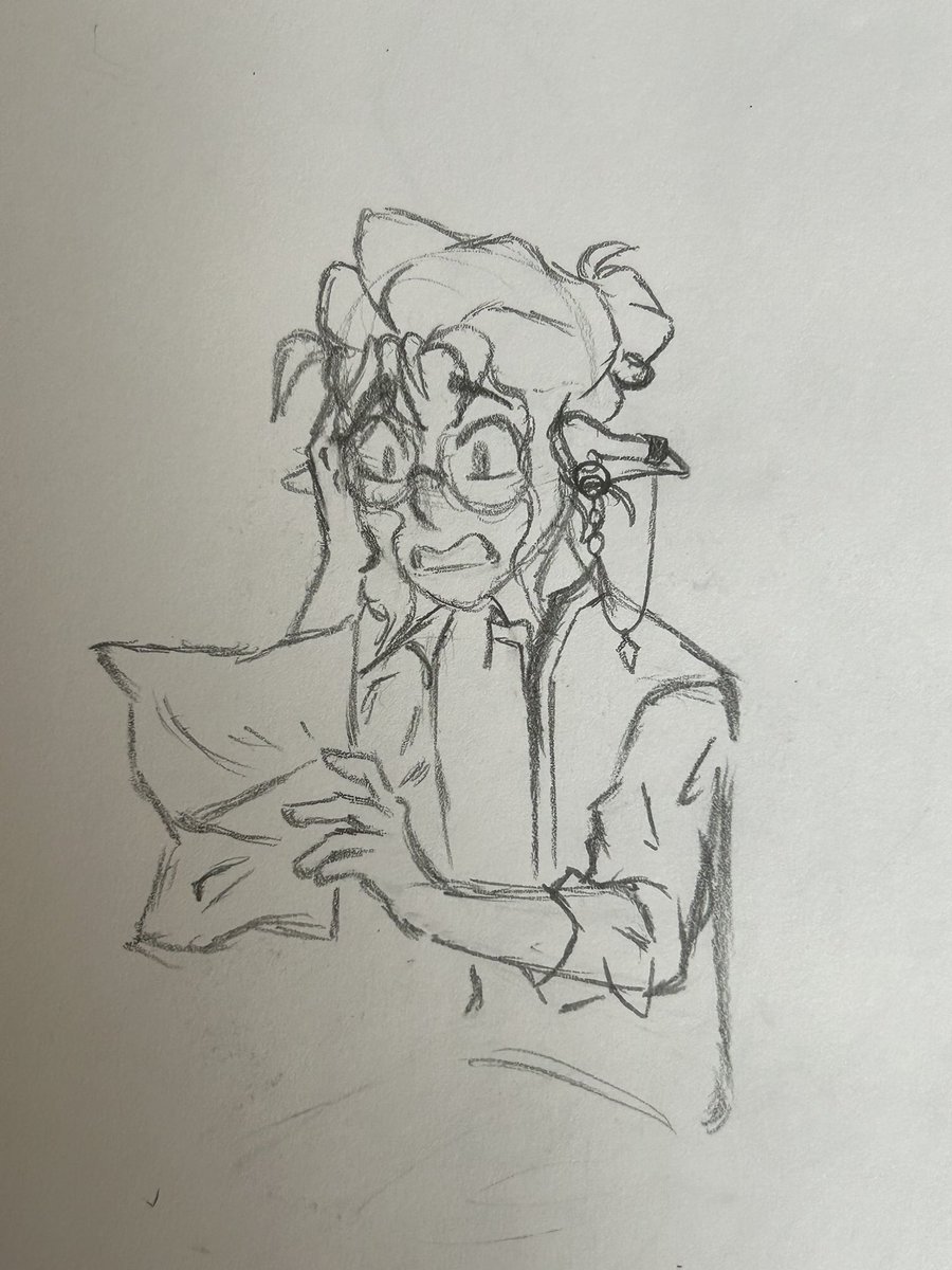 sizzlemore__'s tweet photo. Here are some recent sketches I’ve done of my D&amp;D OCs :3 

#dnd #dungeonsanddragons #oc #ocart #dndoc #dndocart https://t.co/XauysmGvmq