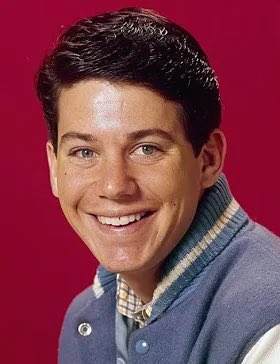 jtmurph's tweet photo. @KySportsRadio Whoa. You had the guy from happy days there?  Thats awesome https://t.co/aOCrmDHrCg