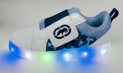 CayzonV's tweet photo. This song makes you wanna pull out these: https://t.co/wh10i6RE9y