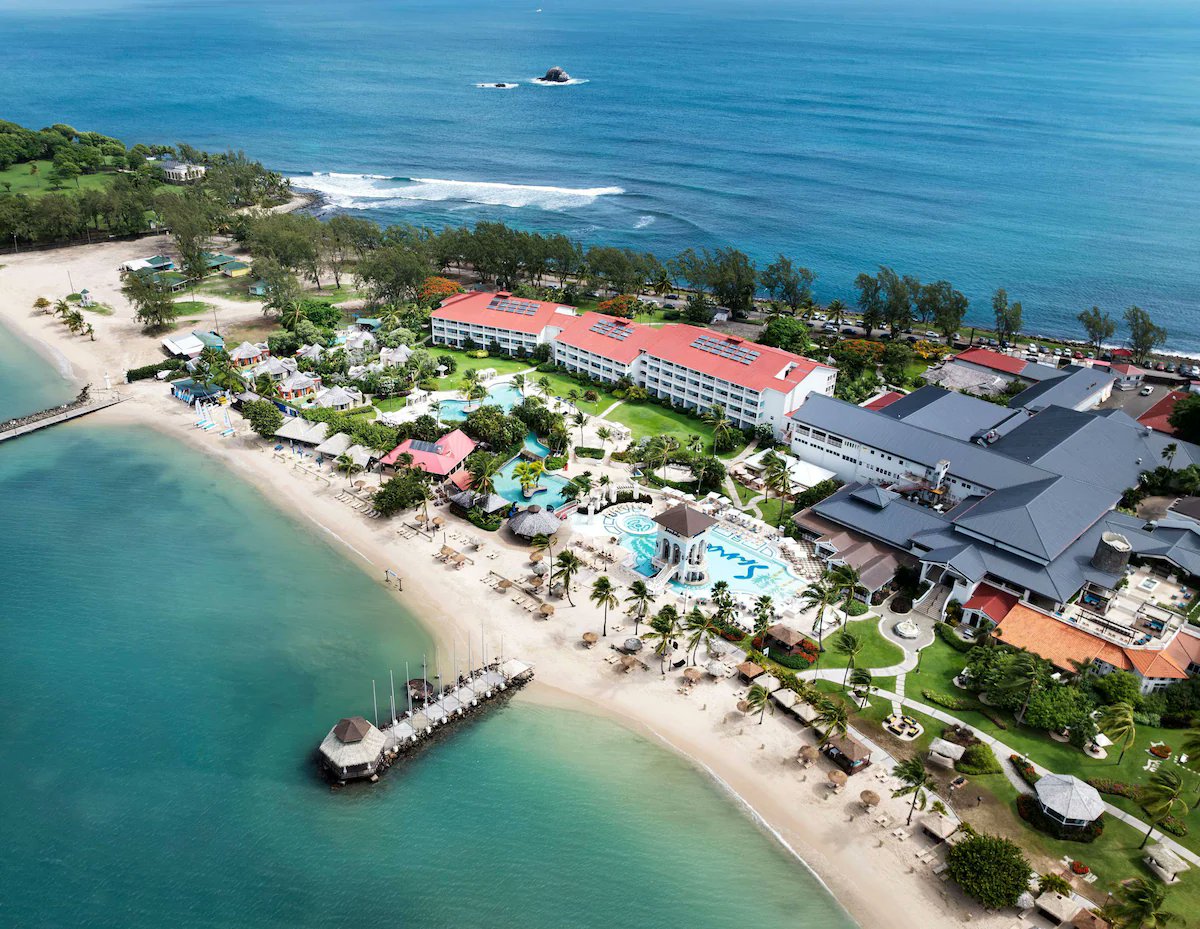 GlobalDWeds's tweet photo. 🌴 Luxury Couples Escape – Sandals Grande St. Lucian 

Located on one of the most beautiful beaches in St. Lucia, Sandals Grande St. Lucian is an adults-only luxury all-inclusive resort perfect for couples, honeymoons, and romantic getaways. This stunning resort offers gorgeous beachfront scenery, multiple gourmet restaurants, premium drinks, watersports, entertainment, and the signature luxury Sandals experience.

Resort Info: https://t.co/xFwe9NjPbl

✈️ Edmonton to St. Lucia
📅 November 19 – 26, 2026
🏖️ 7 Nights Luxury All Inclusive
🛏️ Lover’s Lagoon Honeymoon Premium Room
💰 CAD $9280.68 Total for 2 Adults
✔️ Adults Only
✔️ Unlimited Gourmet Dining & Premium Drinks
✔️ Beautiful Beach & Crystal Clear Water
✔️ Perfect for Honeymoons & Anniversaries
✔️ Includes Transfers & Watersports
📩 Message me for availability or to book!
Pricing subject to change until secured.