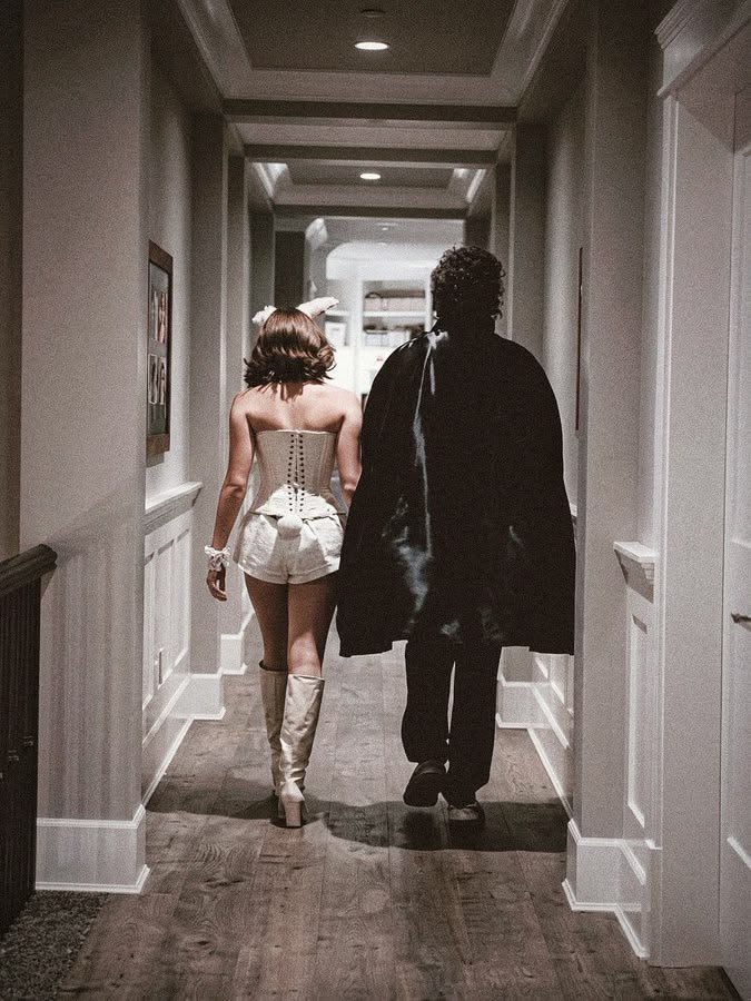 suzebones's tweet photo. [ @𝘀𝘂𝘇𝗲𝗯𝗼𝗻𝗲𝘀 ☑️ | 📲 winstagram post ]

3 days until little susan’s dream comes true: she looked at carter joseph selwyn, at 11, and knew it would be the 2 of them together forever. ❤️

i can’t wait to be your wife, cariño.

with love,
future mrs. selwyn. https://t.co/UvWMvVhfxq