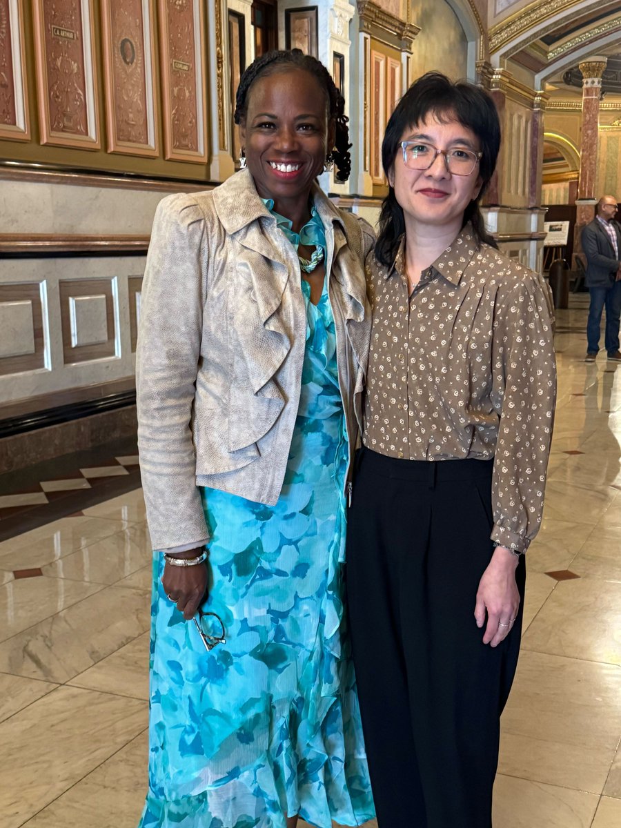 StateRepAmmons's tweet photo. With just 4 days left before we are scheduled to adjourn this Sunday, it has been a busy time at the Capitol!

Over the past few days, I met with several advocacy groups and had the opportunity to discuss important issues impacting communities across Illinois. Thank you all! https://t.co/NdvlYlBOuE