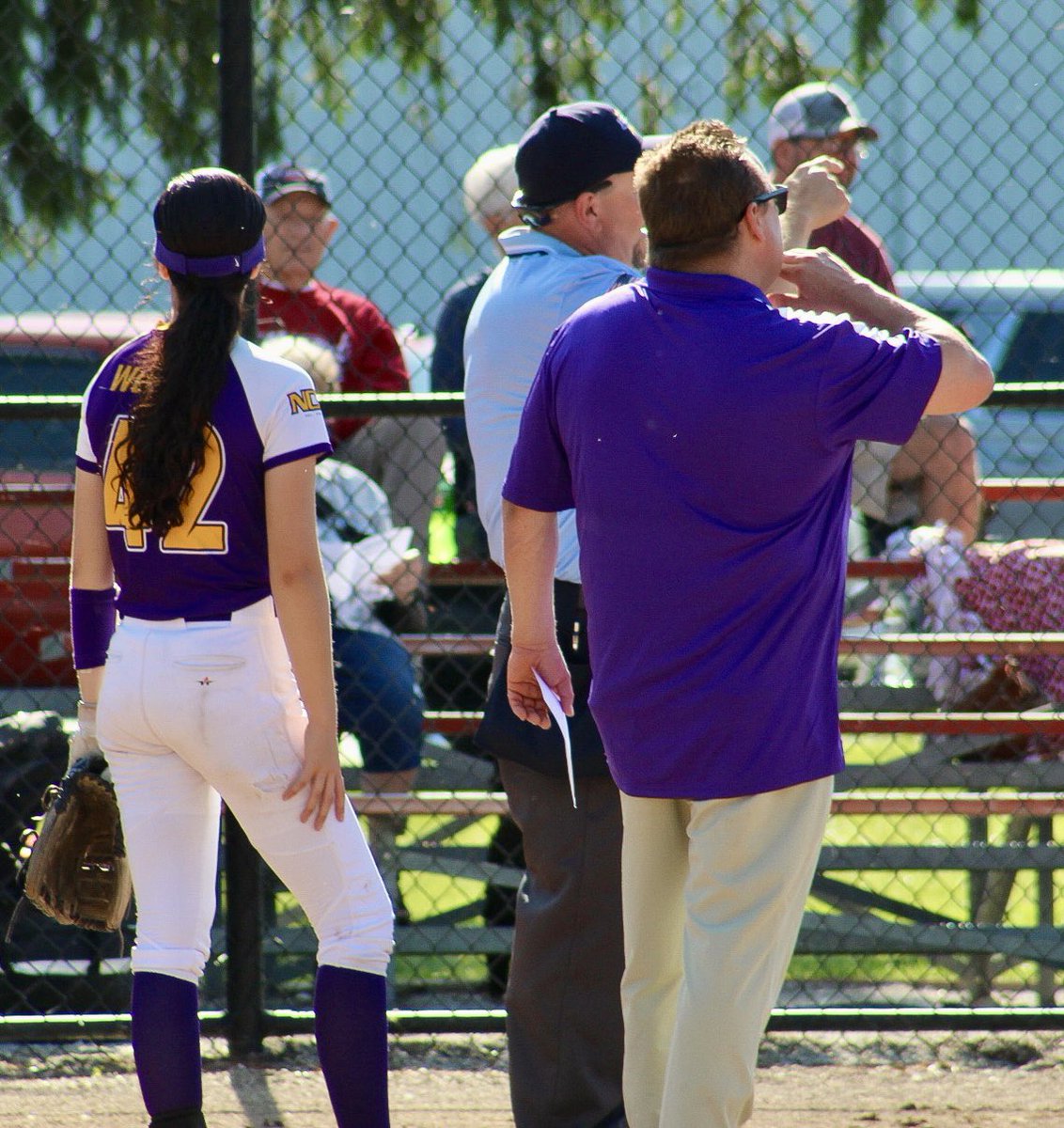 giantssports's tweet photo. 🥎LADY GIANTS VS BELLMONT 
PLAY BALL!!! @ Mississinewa 
#MarionGiants #softball #sectional #GFND https://t.co/DsOkwI7CPL