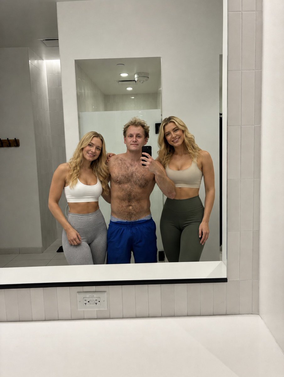 Xander tweet media