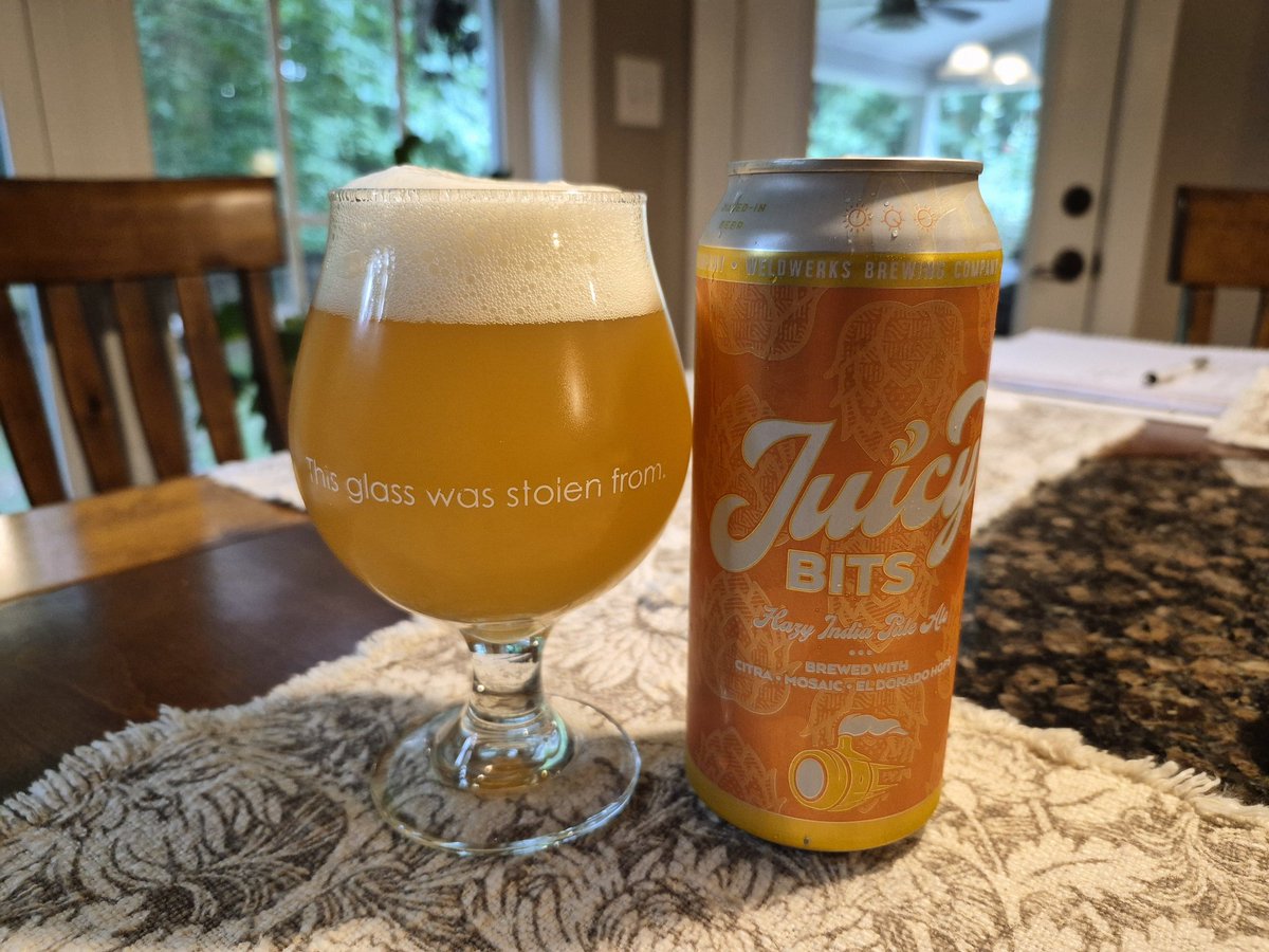 scottvillers's tweet photo. #drinkcheck #cobeer @WeldWerksBrewCo "Juicy Bits" Hazy IPA w/Citra, Mosaic & El Dorado hops https://t.co/y07PPlhrHf