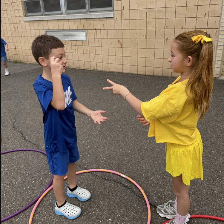 WPSWashington's tweet photo. 1D had a blast at Field Day today! Thank you to our fabulous PE teachers and parent volunteers for making this a fun day! https://t.co/HtNtciO8C4