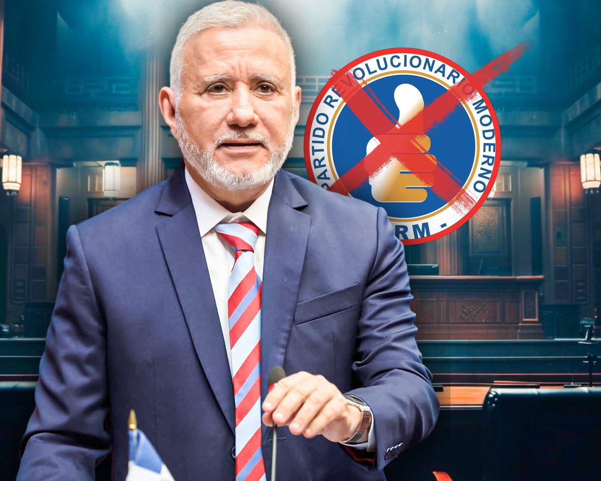 ElPandaReport's tweet photo. ¡QUÉ FUE ESO TAN GRANDE QUE LE HICIERON! 😵‍💫 El senador Antonio Taveras renuncia al PRM y se declara independiente. Tras seis años en el proyecto oficialista, alegó marcadas diferencias con el rumbo político y estratégico del gobierno. #PandaReportNet #PRM #SenadoRD https://t.co/OgxO12CYct
