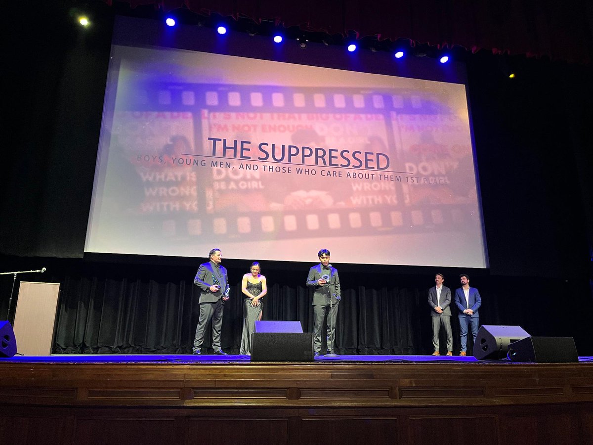 Cal_HHS's tweet photo. Congratulations to all the inspiring youth participants, finalists & winners of @YouthCC_Org's annual Directing Change Film Contest! ποΈ
Each film represents the power of youth voice & community connection: https://t.co/hRrcQSJadg #MentalHealthAwarenessMonth #BetterTogetherCA https://t.co/aCTRfGXLQW