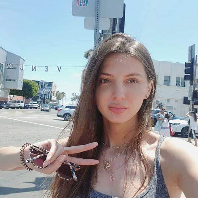 Vicats trans tweet media