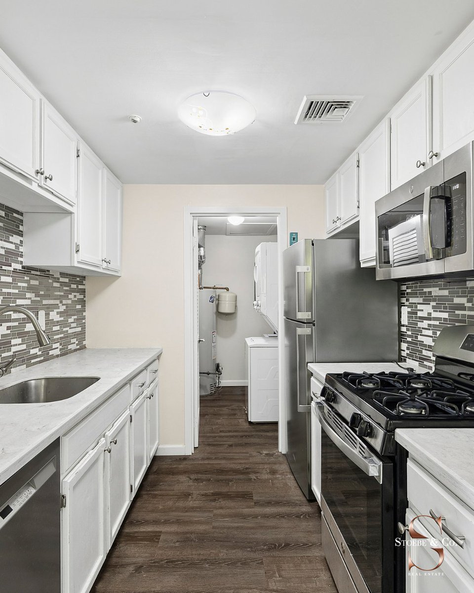 StoebeCo's tweet photo. JUST LISTED &amp; OPEN HOUSE! 
Year-Round Rental In Medford
📍 104 Birchwood Road, Medford
🏷️ Year-Round ($2.5K/month)
🗓️ Saturday, May 30th
🕦 11:00am - 1:00pm⁠

Blue Ridge Complex
1 Bed | 1 Bath | Laundry
Community Pool | Tennis Court | Golf
For all info - call Matt DeVercelly! https://t.co/whGWoezLQe