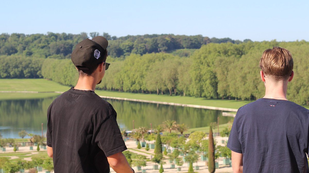 ElonMTennis's tweet photo. Palace of Versailles with the boys 😎

Visit the link below for today’s blog post from our Paris Global Experience 📝

➡️  https://t.co/qfCUDxvzeZ

#PhoenixRising | #EUMT https://t.co/r9M2z6E7H1