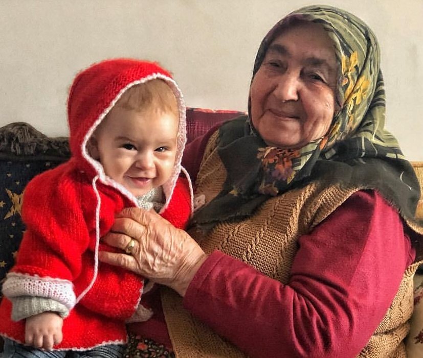 _cihalfp's tweet photo. Sar zamanımızı bi' geriye
Geriye, geriye, en güzel yerine 
@ozanakbaba 
#HayırlıBayramlar #KurbanBayramıMübarekOlsun #KurbanBayramı2026 #OzanAkbaba https://t.co/jeLg8WZerr