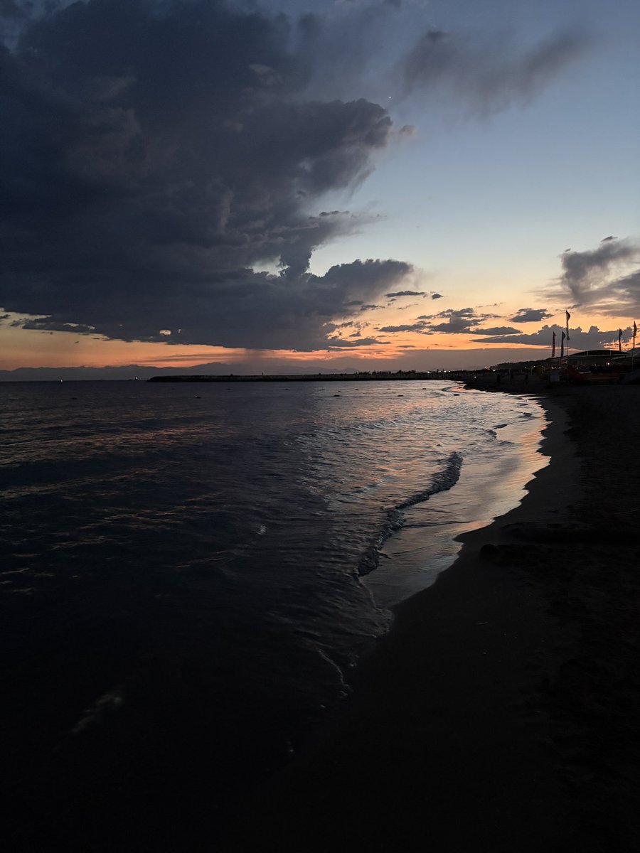 sengulyuksel's tweet photo. 🌅 https://t.co/B34PbB9D0n
