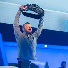 MaddenAcademy_'s tweet photo. Settle the debate:

Who is the best RETIRED Madden pro? https://t.co/Jgmio4vJ4H