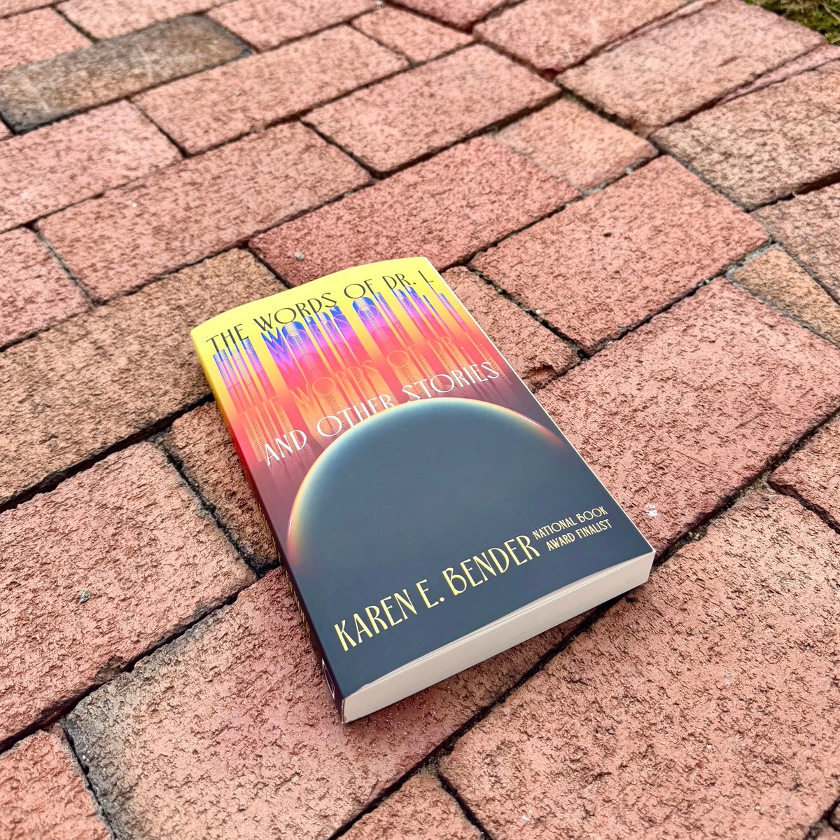 CounterpointLLC's tweet photo. THE WORDS OF DR. L is now available in paperback! 📚 

✨ "Bender perfectly narrows the gap between the speculative and the frighteningly real, drawing on the connection between parents and their children to craft stories that ache with familial love." — @ChicagoRevBooks https://t.co/dcH8gBzhvV