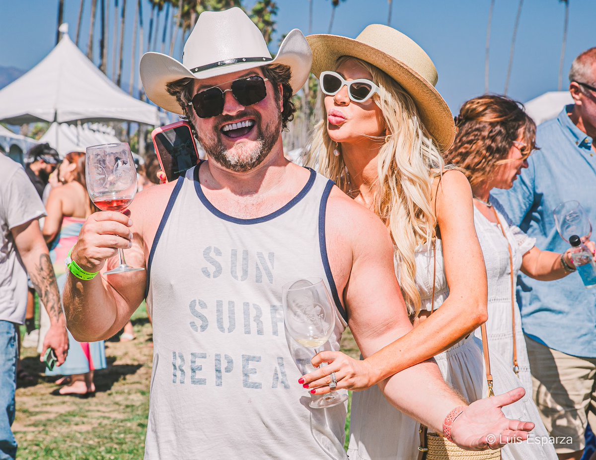 calwinefest's tweet photo. Consider this your sign to grab your #CalWineFest Santa Barbara tickets 🌴

https://t.co/uhMAmwS7AW https://t.co/4UzNtInEDC