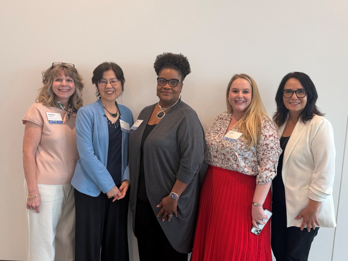 onestarfdn's tweet photo. Proud to participate in last week's Texas Demographic Conference 💡📊🌟 We joined @UWTexas to present on trends shaping Texas nonprofits and why demographic data matters for smarter strategy, advocacy, and community impact. Thank you @TexasDemography for hosting 💙 https://t.co/W3JymnEi5y