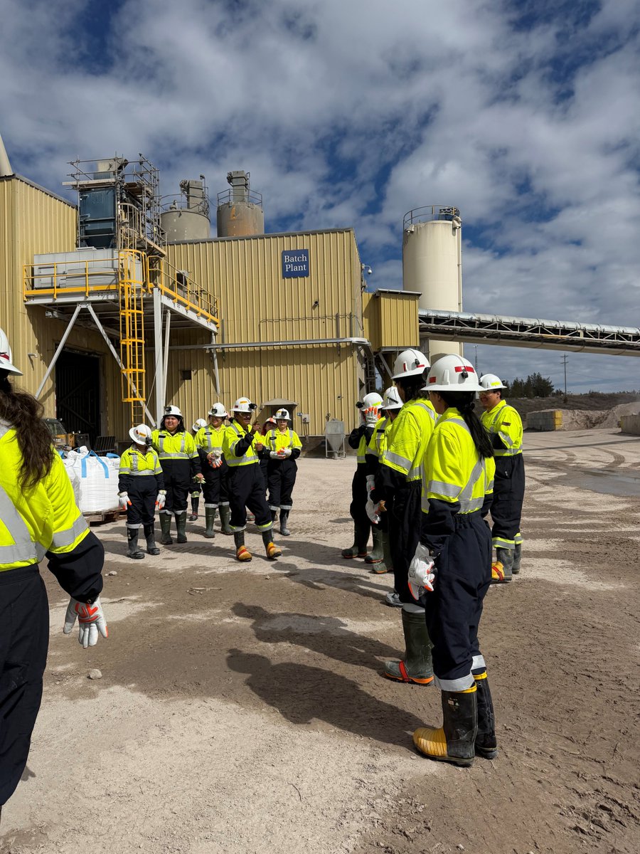 camecocommunity's tweet photo. Earlier this month, Grade 12 students from Fr Megret High School in Wollaston had the chance to visit Cigar Lake mine with Community Relations Liaison Allena McCallum, getting a first-hand look at our operations and learning about a potential career with Cameco. https://t.co/5as0hyR0C9